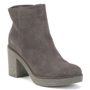 OROSCURO Made In Italy Suede Heel Booties